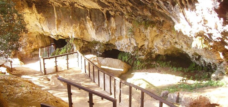 Calabria / Grotta del Romito - Bivio Avena O Vuccale | Secret World Trip Planner