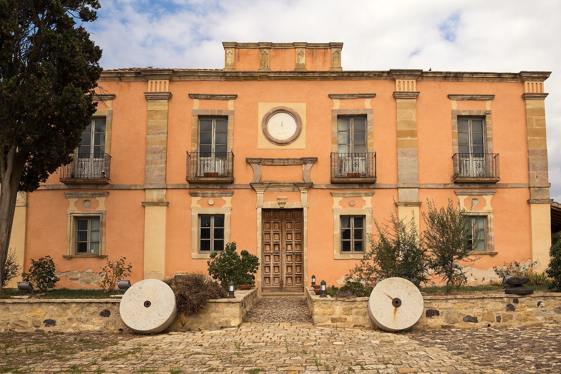 Cerdeña | Museo del Olivo y del Aceite - Tuili | Secret World Trip Planner