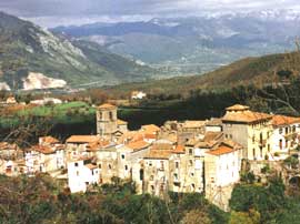 콘카 델라 캄파니아 폭포 - Conca della Campania | Secret World Trip Planner