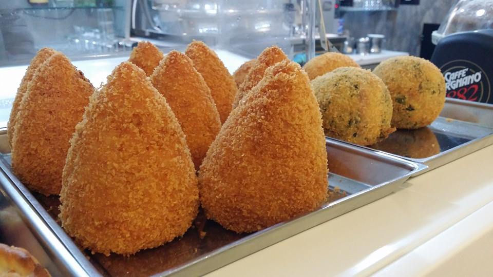 Szicíliai Arancini - Catania | Secret World Trip Planner