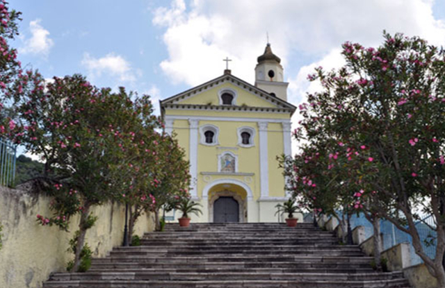 Santuário de Nossa Senhora da Abundância - Marzano di Nola | Secret World Trip Planner