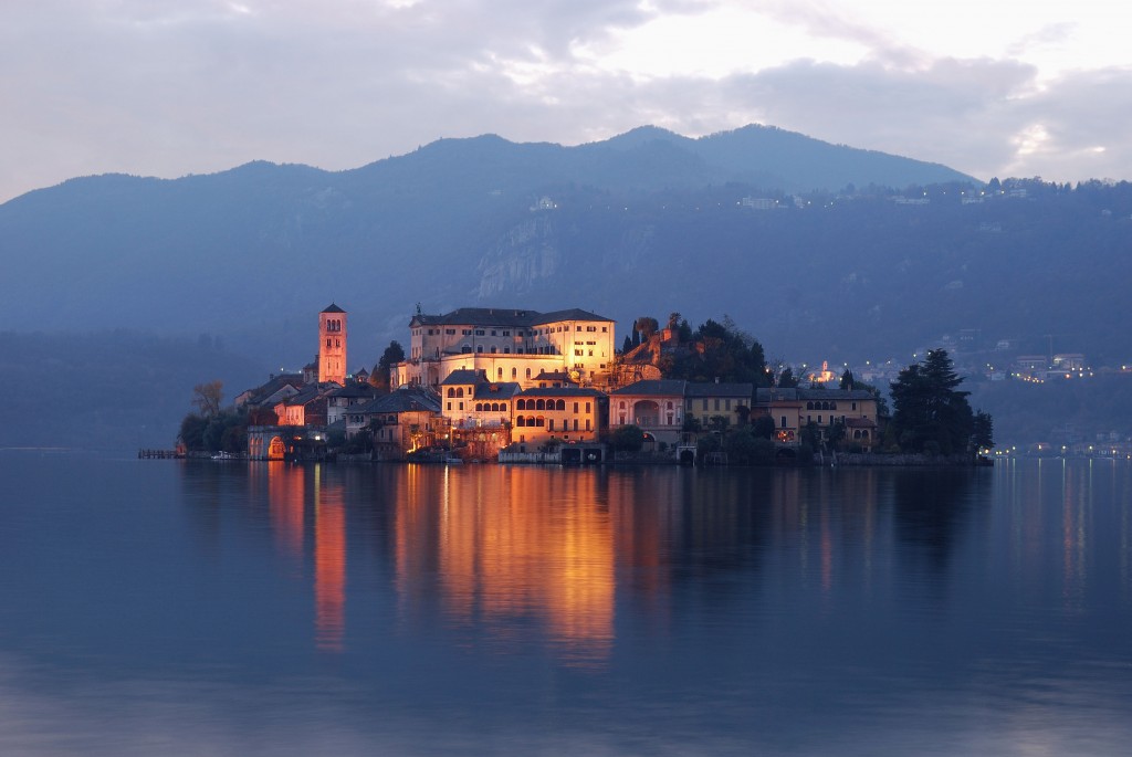 بحيرة أورتا - Orta San Giulio | Secret World Trip Planner