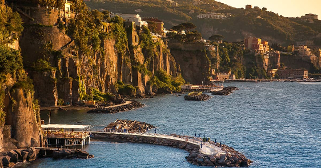 Plaža La Marinella - Spiaggia La Marinella | Secret World Trip Planner