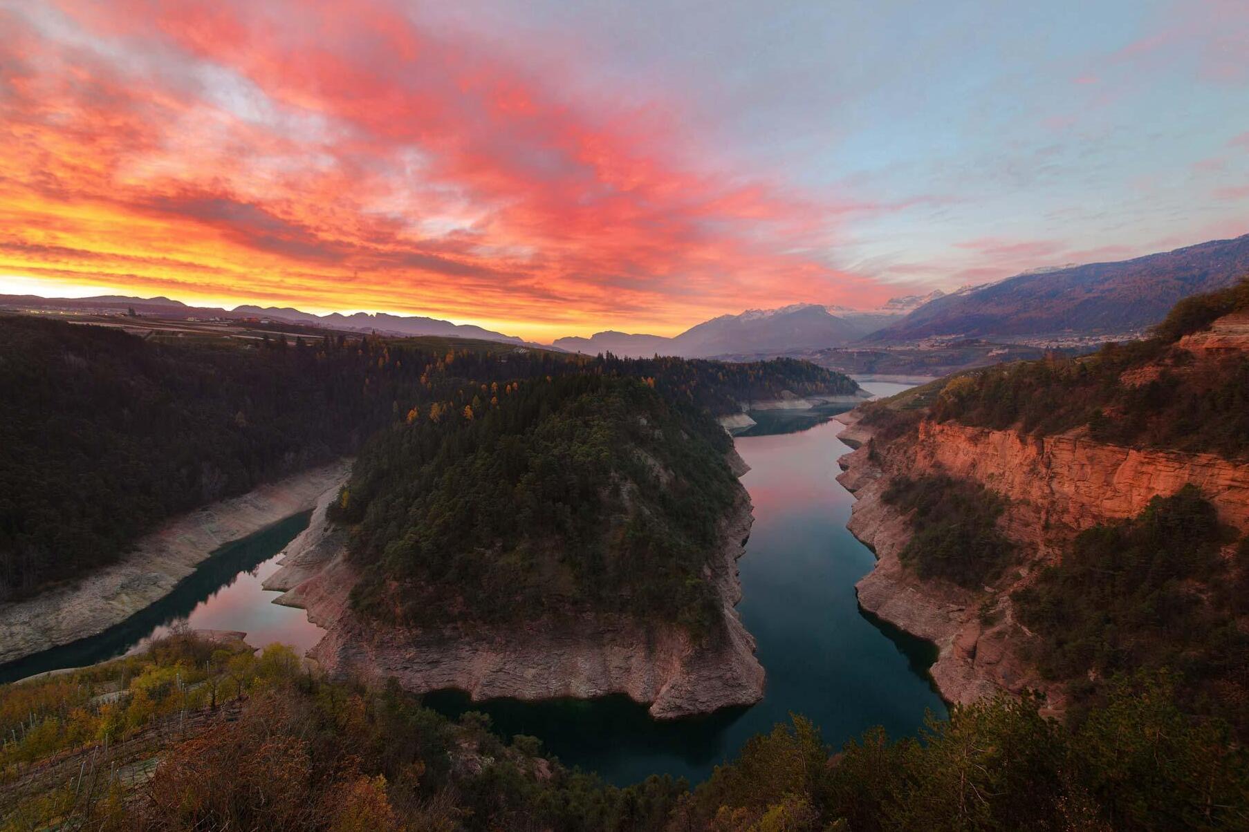Sjön Santa Giustina  - Lago di Santa Giustina | Secret World Trip Planner