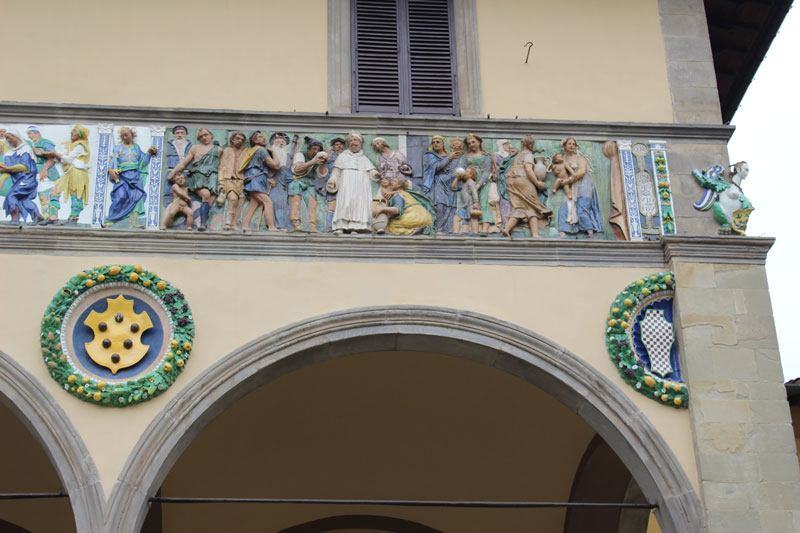 Robbiano frize of the Ospedale Del Ceppo ...