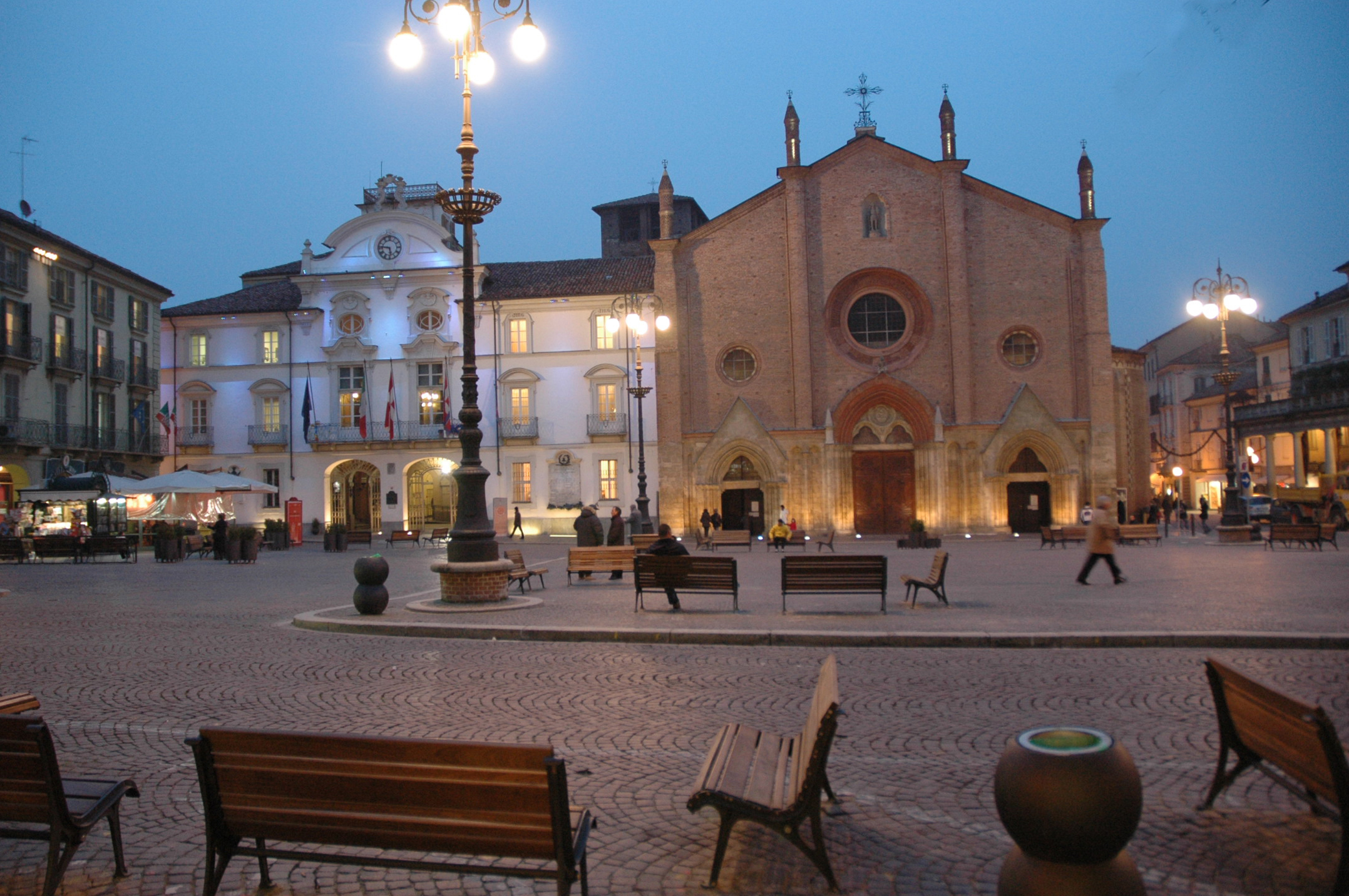 Piazza San Dara