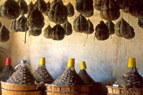 အ salamaႏွင့္စိုင္း - Guarda Ferrarese | Secret World Trip Planner