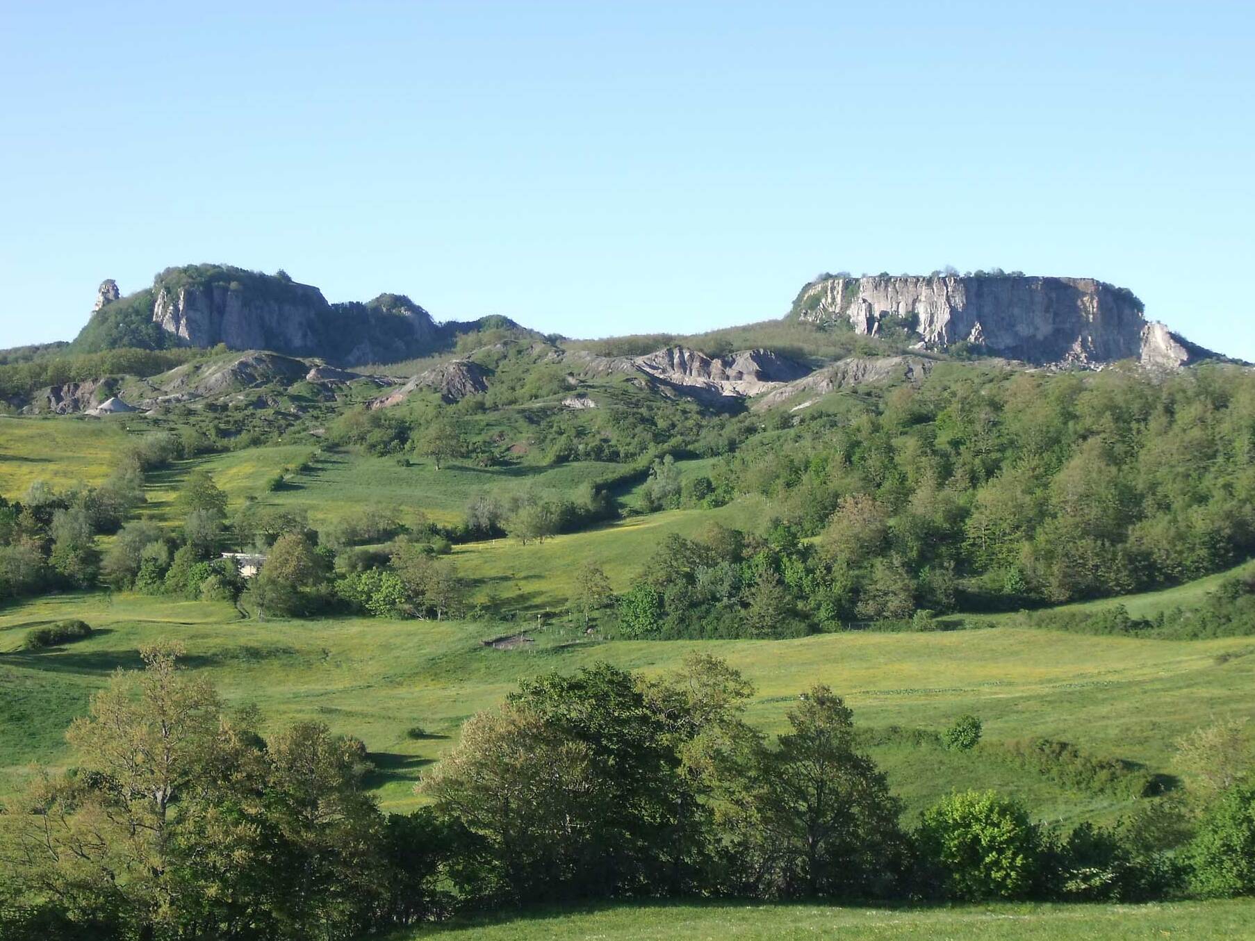 Sasso Simone ir Simoncello tarpregioninis parkas - Carpegna | Secret World Trip Planner