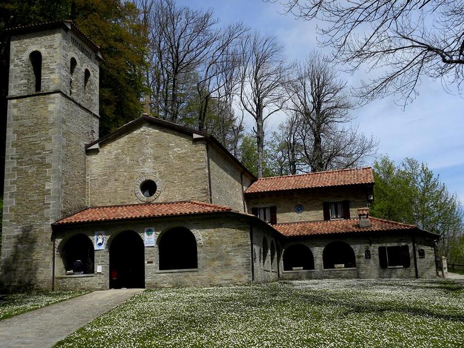 Santuari de la Madonna del Faggio de Muntanya-Carpegna - Montecopiolo | Secret World Trip Planner