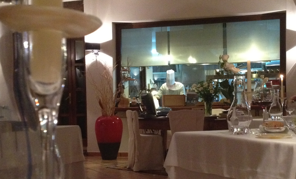 Estià Taverne - Brusciano | Secret World Trip Planner