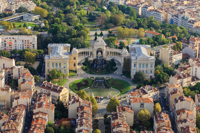 팔레 론샹 - Marseille | Secret World Trip Planner