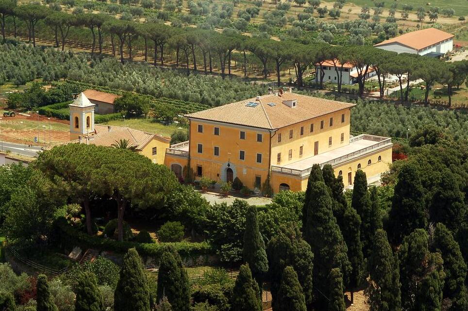 Grand Ducal Villa de Alberese - Alberese | Secret World Trip Planner