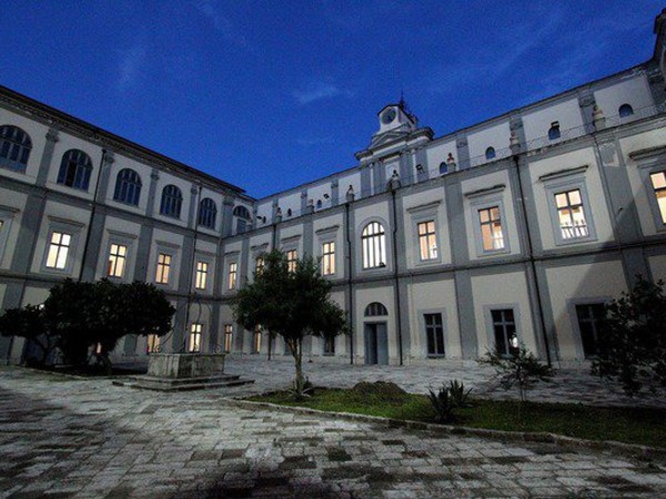 si - Nola | Secret World Trip Planner