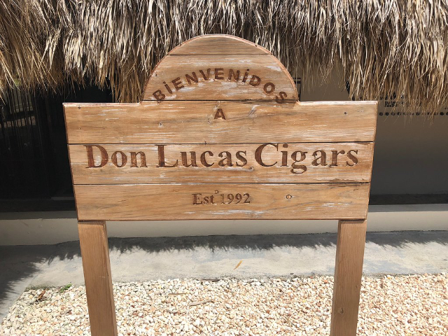 Don Lucas ဆေးပြင်းလိပ် - Punta Cana | Secret World Trip Planner