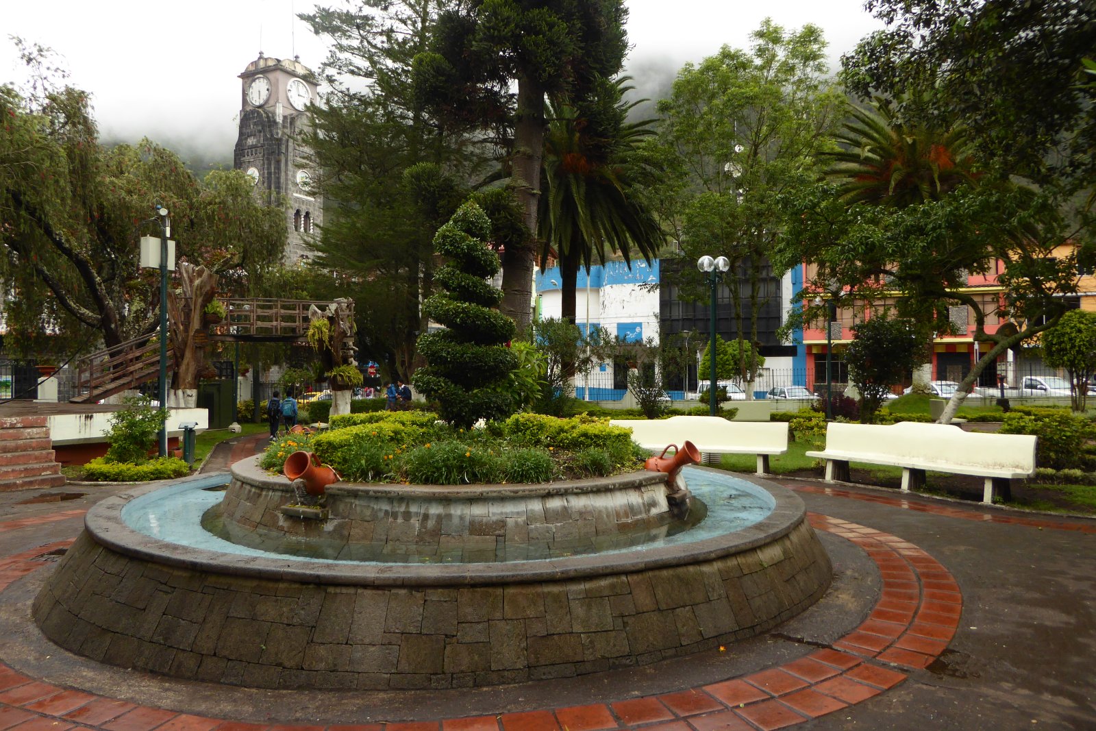 瀑布在厄瓜多尔的路线 - Baños de Agua Santa | Secret World Trip Planner