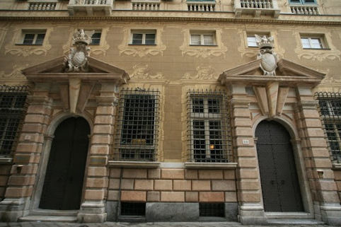 L'antic palau es troba en un edifici àrea de comprar a la subhasta de l'any 1551 i és - Genova | Secret World Trip Planner