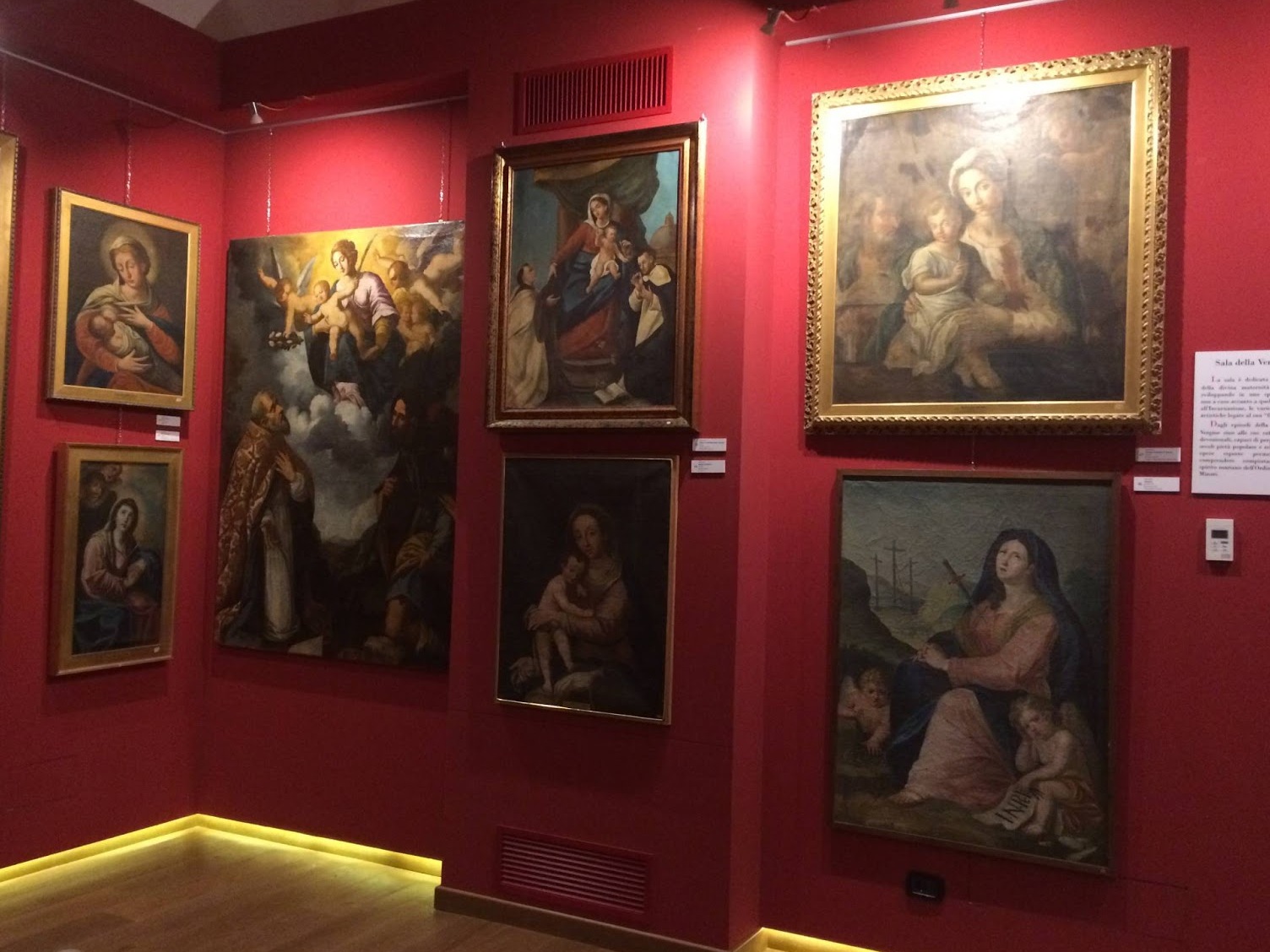 Franjevačka Umjetnička Galerija Caracciolo - Lecce | Secret World Trip Planner