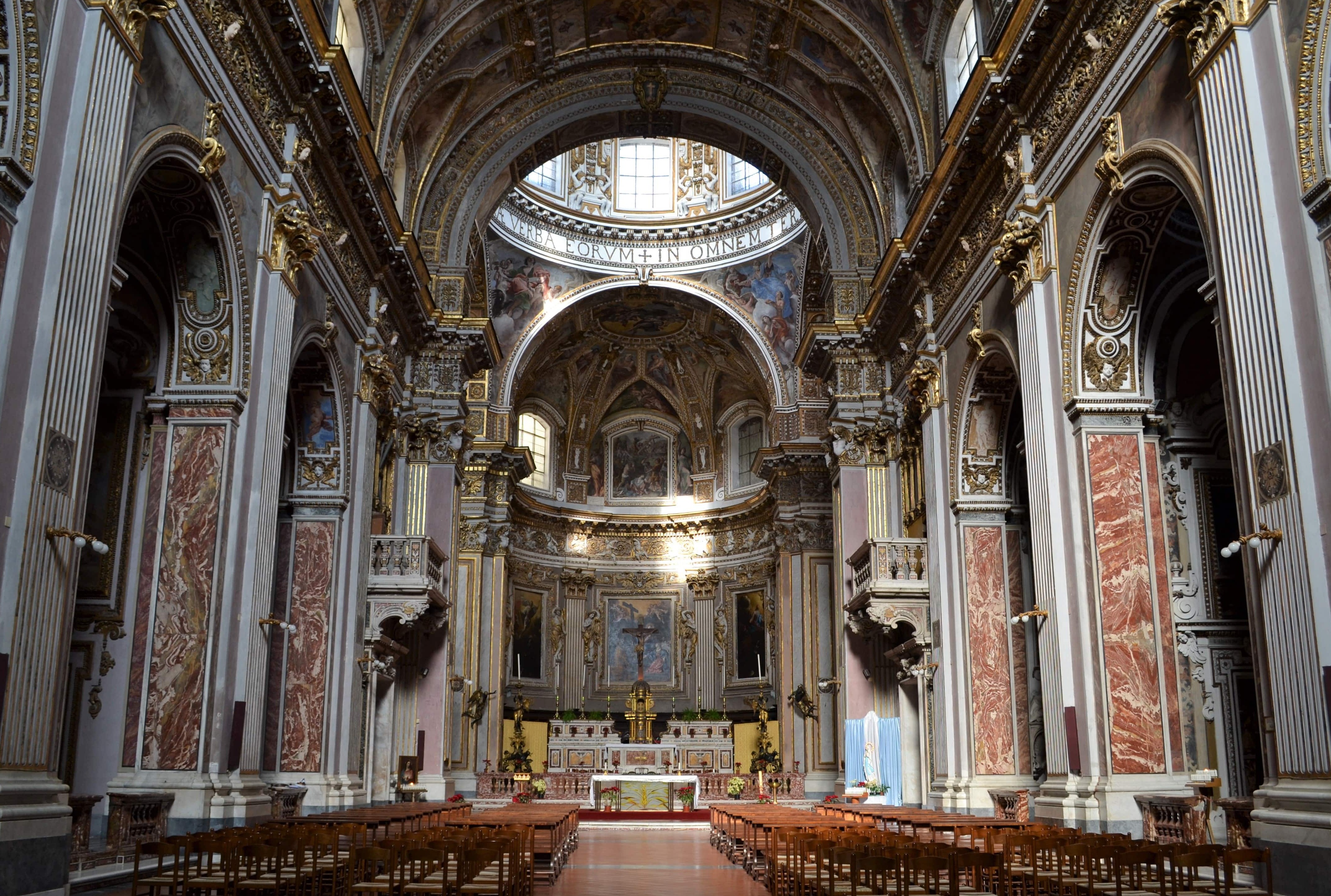 Napolira: lizard bihurtu egurra - Napoli | Secret World Trip Planner