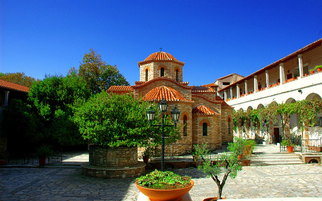 Klostret Penteli - Penteli | Secret World Trip Planner