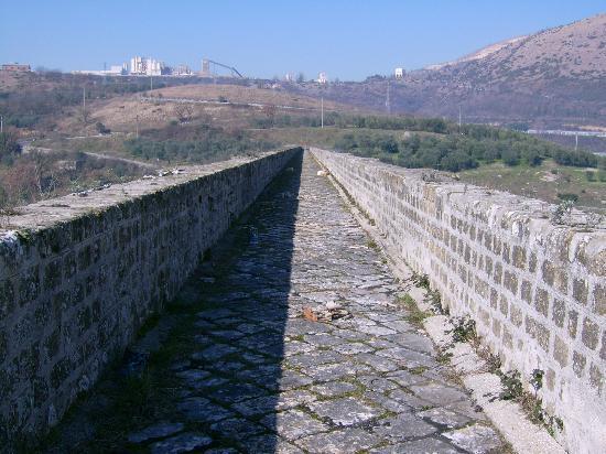 Aqueduc Carolino