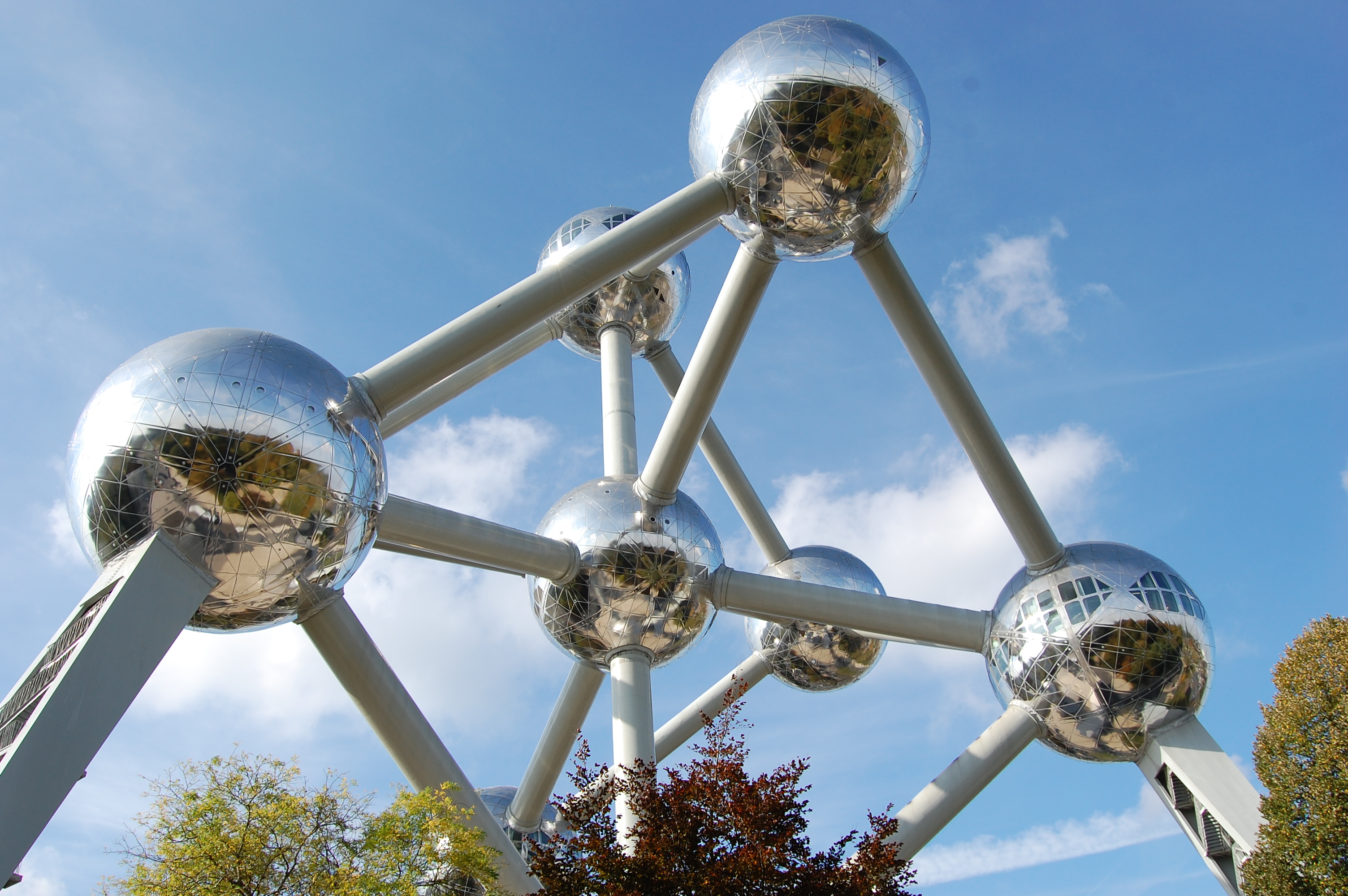 Брюссель: Атомиум - Bruxelles | Secret World Trip Planner
