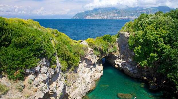 Sorrento: Bagni Regina Giovanna - Sorrento | Secret World Trip Planner