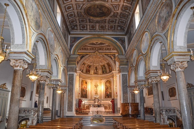 Sorentas: Sant ' Antonio bazilika - Sorrento | Secret World Trip Planner