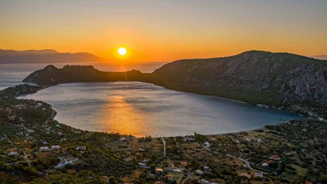 Iraiou-tó - Loutraki | Secret World Trip Planner