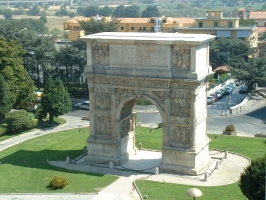Arc de Trajan-Secret-World