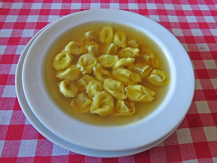 Феррара: Каппеллетти, каплит - Ferrara | Secret World Trip Planner