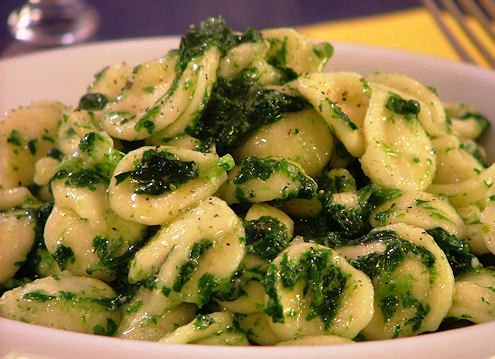 Orecchiette అల్లా బరేస్ - Bari BA | Secret World Trip Planner