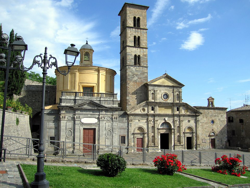 Bolsena: Basilika S. Cristina - Bolsena | Secret World Trip Planner