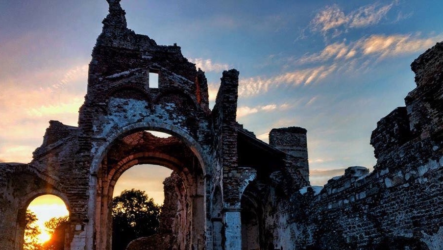 Рэшткі абацтва Святога Яўстахія - Nervesa della Battaglia | Secret World Trip Planner