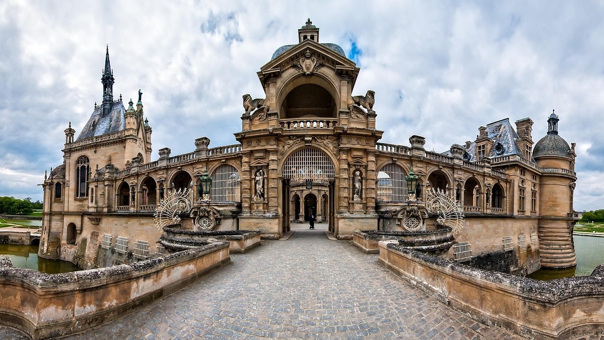 Chateau de Chantilly - Chantilly | Secret World Trip Planner