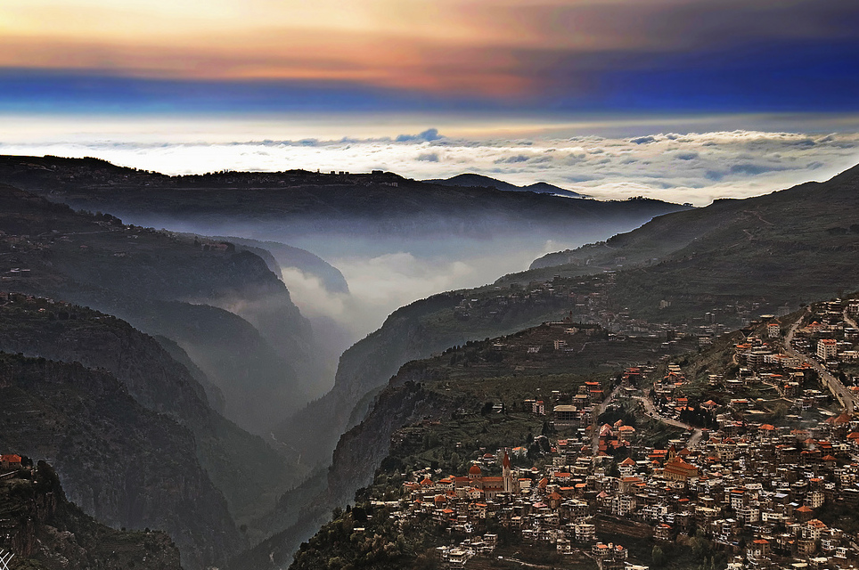 享受Bsharri村令人难以置信的风景 - Bsharre | Secret World Trip Planner