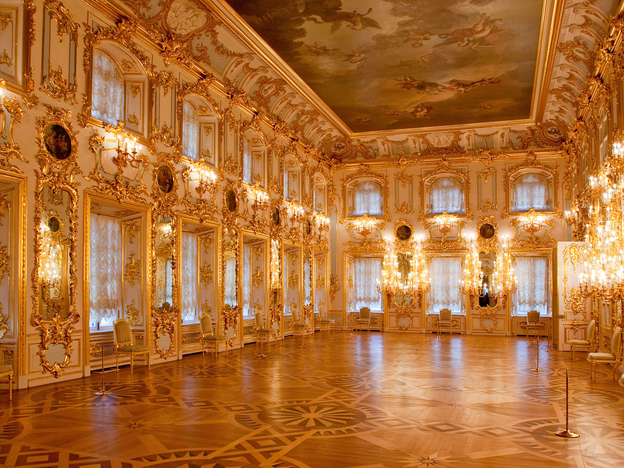 Peterhof (Petrodvorets)