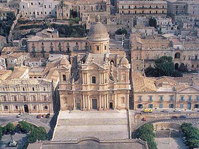 Biserica mamă San Nicolò - Noto | Secret World Trip Planner