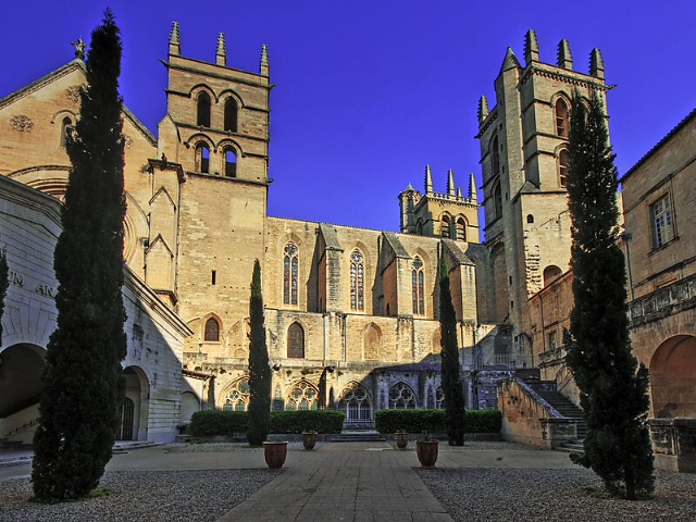 Montpellier katedral - Montpellier | Secret World Trip Planner