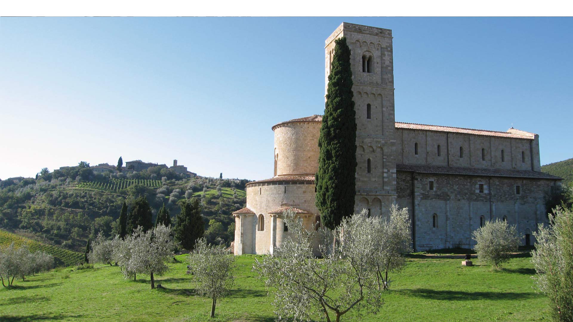 Abadía de Sant'Antimo - Castelnuovo dell'Abate | Secret World Trip Planner