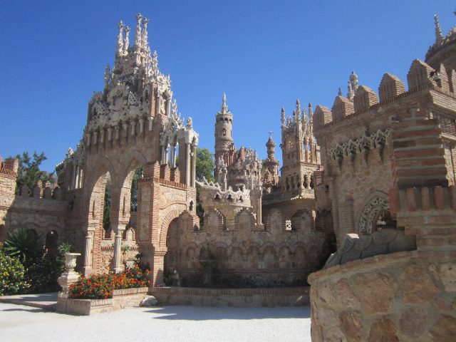 کولومارس کیسل - Benalmádena | Secret World Trip Planner