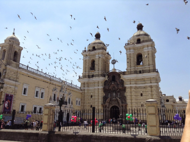 Klostret i San Francisco - Lima | Secret World Trip Planner