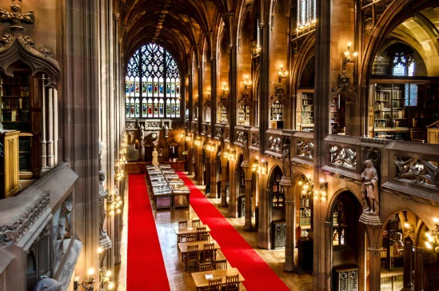 Biblioteca John Rylands - John Rylands Library | Secret World Trip Planner