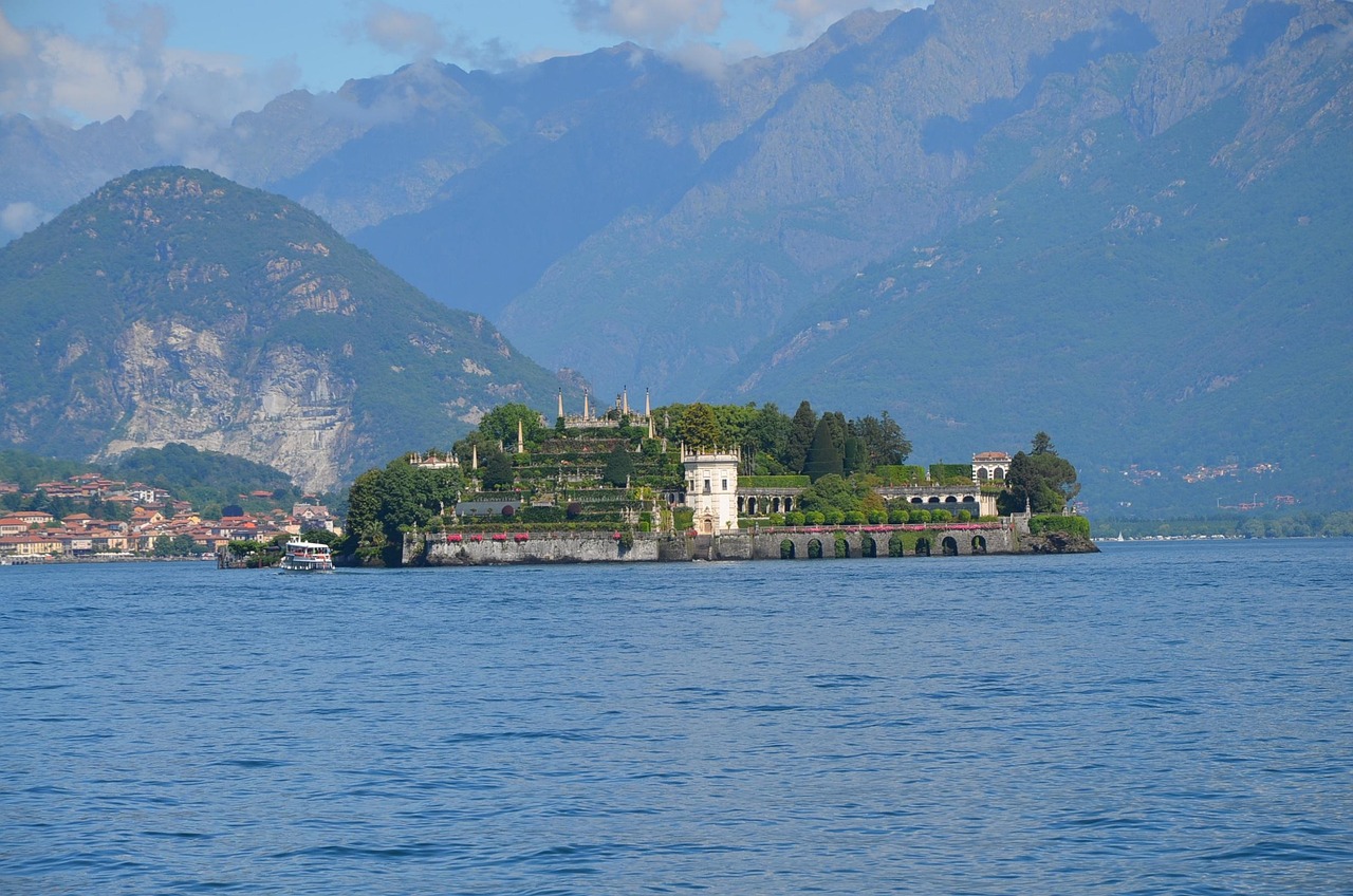 Le Margheritine : the biscuits of stresa - Stresa | Secret World Trip Planner