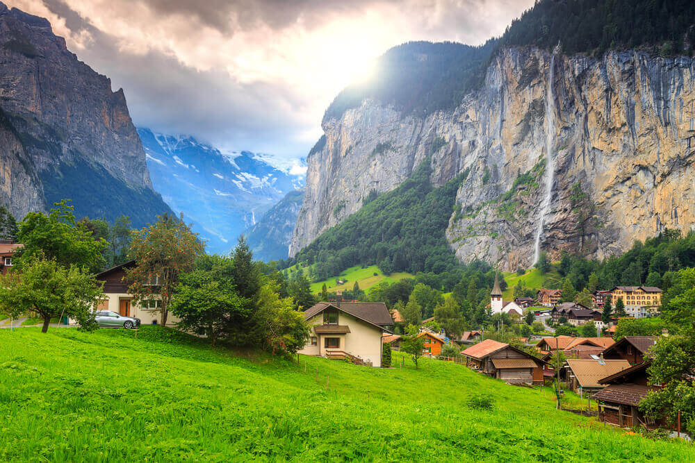 Isvicre De Trummelbach Selalesi Secret World