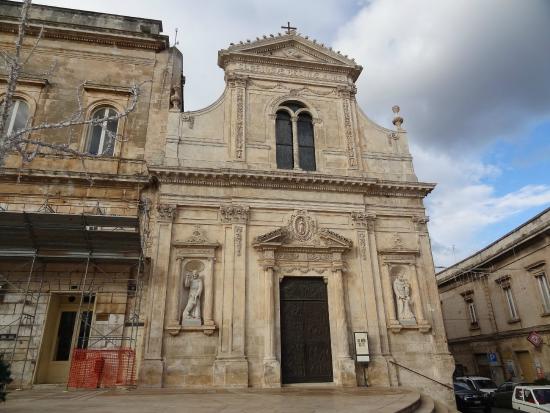 Eaglais Naomh Proinsias Assisi