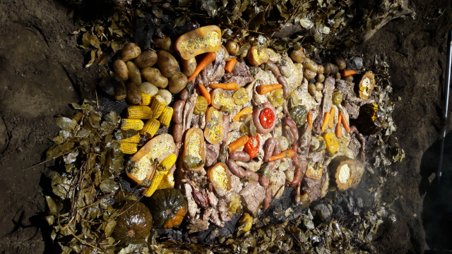 Το Curanto - Punta Arenas | Secret World Trip Planner