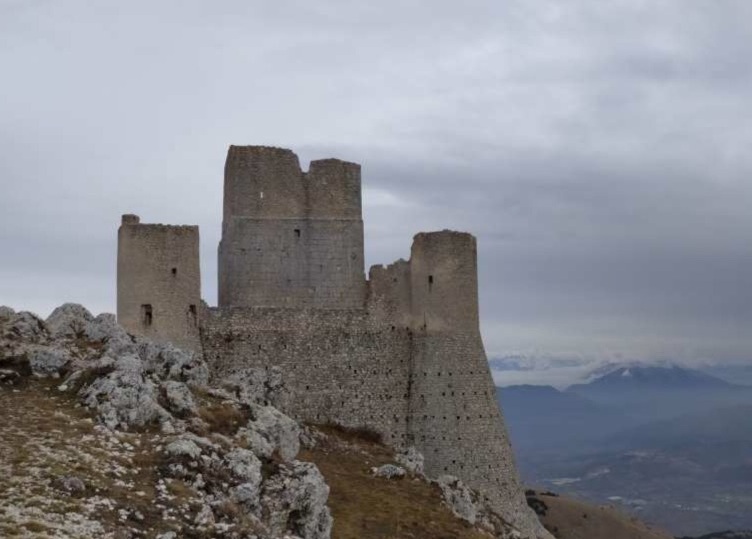 Rocca Calascio  - Abruzzo | Secret World Trip Planner