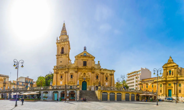 San Giovanni Battistas katedral - Ragusa | Secret World Trip Planner