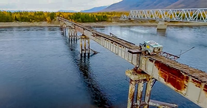 VITIM RIVER BRIDGE, SIBERIA